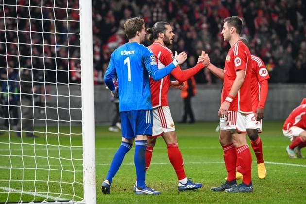 Football, Men, Season 2023 2024, UEFA Champions League Group C, Matchday 6 , 1 FC Union Berlin Real Madrid, from l Goalkeeper Frederik Rönnow 1 FC Union Berlin , Christopher Trimmel 1 FC Union Berlin and Robin Knoche 1 FC Union Berlin , 12 12 2023, Copyright: xMatthiasxKochx