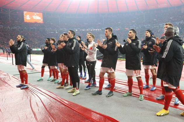 DEU, Champions League, 1 FC Union vs Real Madrid, 13 12 2023, Berliner Olympiastadion, Berlin, DEU, Champions League, 1 FC Union vs Real Madrid, im Bild Unioner Spieler bei 1 FC Union Fans DFL regulations prohibit any use of Photographs as image sequences and or quasi video Foto Juergen Engler nordphoto GmbH nordphotoxGmbHx xEngler nph00076