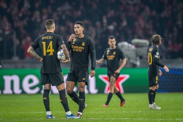 UEFA Champions League 1 FC Union Berlin vs Real Madrid Berlin, 12 12 2023 Jude Bellingham Real Madrid, 5 speak with Joselu Real Madrid, 14 UEFA Champions League 1 FC Union Berlin vs Real Madrid, Olympiastadion, Berlin, 12 12 2023 Copyright: xBEAUTIFULxSPORTS LucianoxLimax