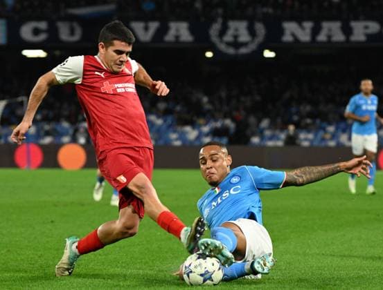 (231213) -- NAPLES, Dec. 13, 2023 -- Napoli s Natan (R) vies with Braga s Victor Gomez during the UEFA Champions League Group C match between Napoli and Braga in Naples, Italy, Dec. 12, 2023. (Photo by Xinhua) (SP)ITALY-NAPLES-FOOTBALL-UEFA CHAMPIONS LEAGUE-NAPOLI VS BRAGA AlbertoxLingria 
