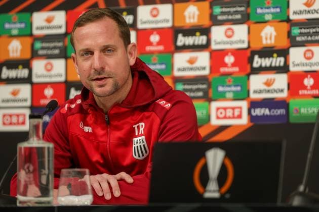 SOCCER - UEFA EL, LASK vs Toulouse LINZ,AUSTRIA,13.DEC.23 - SOCCER - UEFA Europa League, group stage, Linzer ASK vs Toulouse FC, preview, press conference, PK, Pressekonferenz LASK. Image shows head coach Thomas Sageder (LASK).  GEPAxpictures xManuelxBinder
