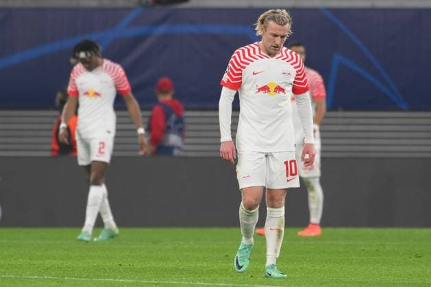 Emil Forsberg RB Leipzig in front, after conceding the goal to 1 1 RB Leipzig vs BSC Young Boys, Football, Champions League, Preliminary round, Matchday 6, 2023 2024 season, 13 12 2023 DFB DFL REGULATIONS PROHIBIT ANY USE OF PHOTOGRAPHS AS IMAGE SEQUENCES AND OR QUASI VIDEO RB Leipzig vs BSC Young Boys, Football, Champions League, Preliminary round, Matchday 6, 2023 2024 season, 13 12 2023 Leipzig Copyright: xEibner-Pressefoto BertxHarzerx EP_BHR