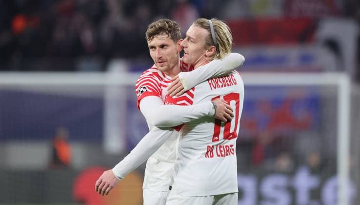 RB Leipzig Young Boys Bern Champions League Leipzig, 13 12 2023, Red Bull Arena, Champions League, Group G, Matchday 6 , RB LEIPZIG vs YOUNG BOYS BERN , Goal for Leipzig to 2 1 In the picture Christopher Lenz 3, RB Leipzig and scorer Emil Forsberg 10, RB Leipzig , Goal celebration , Picture Point