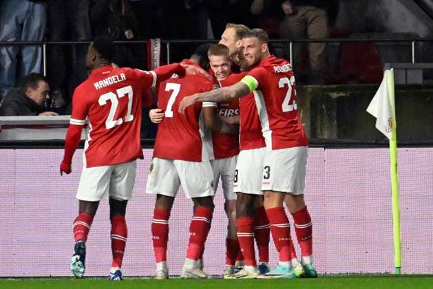 Royal Antwerp FC v FC Barcelona, Barca - UEFA Champions League DEURNE, BELGIUM - DECEMBER 13 : Vermeeren Arthur midfielder of Antwerp FC celebrates scoring a goal during the UEFA Champions League group H match between Royal Antwerp FC and FC Barcelona on December 13, 2023 in Deurne, Belgium, 13 12 2023 Deurne Belgium  Copyright: xPeterxDexVoechtx