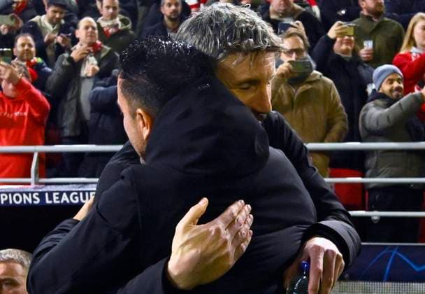 Royal Antwerp FC v FC Barcelona, Barca - UEFA Champions League DEURNE, BELGIUM - DECEMBER 13 : Van Bommel Mark head coach of Antwerp FC and Hernandez Xavi head coach of FC Barcelona pictured during the UEFA Champions League group H match between Royal Antwerp FC and FC Barcelona on December 13, 2023 in Deurne, Belgium, 13 12 2023 Deurne Belgium  Copyright: xPeterxDexVoechtx