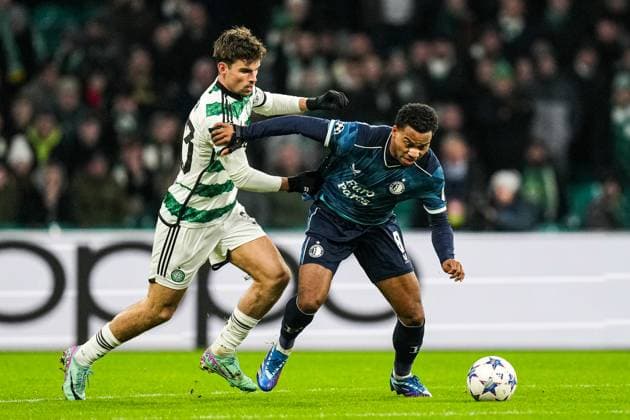 UEFA Champions League: Celtic v Feyenoord Glasgow - Matt O Riley of Celtic, Quinten Timber of Feyenoord during the 6th leg of the UEFA Champions League group stage between Celtic v Feyenoord at Celtic Park on 13 December 2023 in Glasgow, Scotland. Copyright: xYannickxVerhoevenx