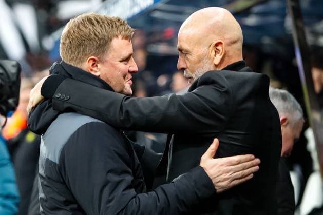13th December 2023; St James Park, Newcastle, England; UEFA Champions League Football, Newcastle United versus AC Milan; Newcastle United Manager Eddie Howe greets AC Milan Head Coach Stefano Pioli before kick off  ActionPlus12585476 GrahamxWilson