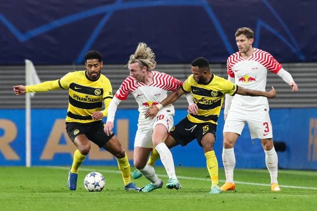 Emil Forsberg RB Leipzig,10 vs Meschack Elia r ,BSC Young Boys Bern,15 and Saidy Janko BSC Young Boys Bern,17 Champions League Season 2023 2024 Group G RB Leipzig vs BSC Young Boys Bern at the Red Bull Arena in Leipzig Action,Football,Germany,Man,Men,13 12 2023