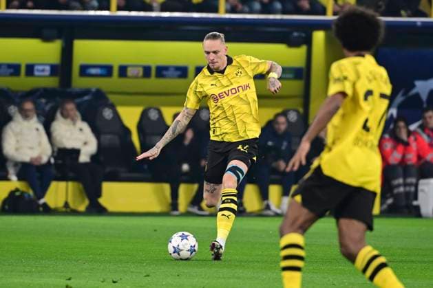 Marius Wolf 17 Borussia Dortmund , Borussia Dortmund vs Paris Saint Germain, Football, Champions League, Group stage, 13 12 2023 Dortmund North Rhine-Westphalia Germany Copyright: xkolbert-press MarcxNiemeyerx