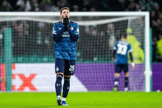 UEFA Champions League: Celtic v Feyenoord Glasgow - Santiago Gimenez of Feyenoord reacts to the 1-0 during the 6th leg of the UEFA Champions League group stage between Celtic v Feyenoord at Celtic Park on 13 December 2023 in Glasgow, Scotland. Copyright: xYannickxVerhoevenx
