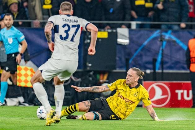 Marius Wolf Borussia Dortmund, 17 Milan Skriniar Paris Saint Germain, 37 Borussia Dortmund vs Paris Saint Germain, Football, UEFA Champions League, Matchday 6, 13 12 2023 DFL REGULATIONS PROHIBIT ANY OUSE OF PHOTOGRAPHS AS IMAGE SEQUENCES AND OR QUASI VIDEO Borussia Dortmund vs Paris Saint Germain, Football, UEFA Champions League, Matchday 6, 13 12 2023 Dortmund Copyright: xEibner-Pressefoto BahhoxKarax EP_BVB