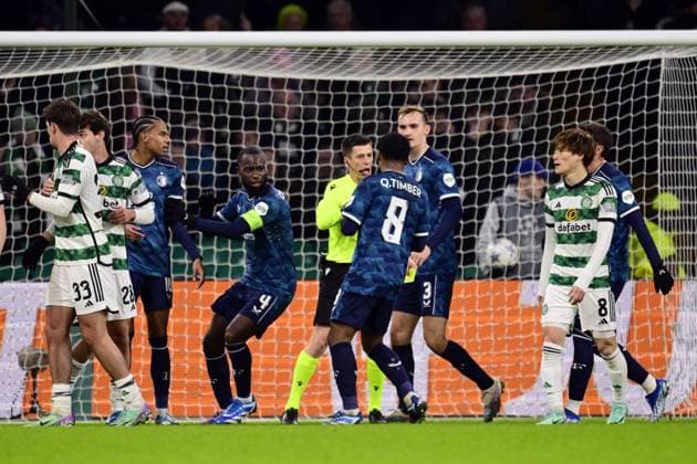 GLASGOW - Referee Benoit Bastien gives a penalty to Celtic during the UEFA Champions League Group E match between Celtic FC and Feyenoord at Celtic Park on December 13, 2023 in Glasgow, Scotland. ANP OLAF KRAAK Group E - UEFA Champions League 2023 2024 xVIxANPxSportx xxANPxIVx 486220511 originalFilename: 486220511.jpg