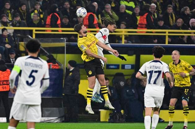 Niclas Fuellkrug 14 Borussia Dortmund in duel, action, with Nordi Mukiele 26 Paris Saint Germain , Borussia Dortmund vs Paris Saint Germain, Football, Champions League, Group stage, 13 12 2023 Dortmund Nordrhein Westfalen Germany Copyright: xkolbert-press MarcxNiemeyerx
