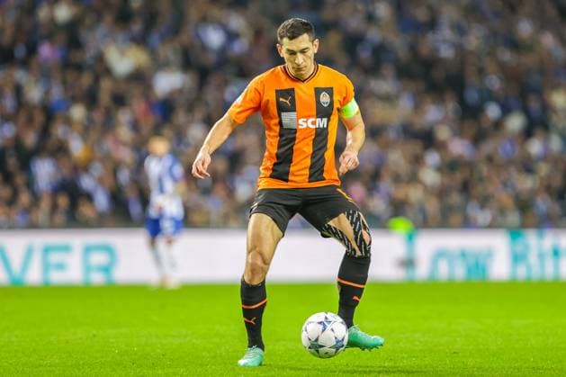 Uefa Champions League, FC Porto vs Shakhtar Donetsk , round 6 of 6 Porto, Portugal, December, 13th, 2023,Uefa Champions League, FC Porto vs Shakhtar Donetsk , round 6 of 6 at the Estadio do Dragao, Taras Stepanenko, playing for Shakhtar Donetsk, photography by @guelbergoes Porto Portugal