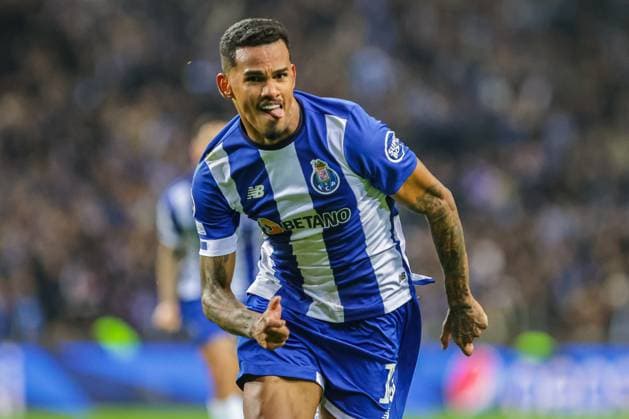 Uefa Champions League, FC Porto vs Shakhtar Donetsk , round 6 of 6 Porto, Portugal, December, 13th, 2023,Uefa Champions League, FC Porto vs Shakhtar Donetsk , round 6 of 6 at the Estadio do Dragao, Galeno, playing for FC Porto, photography by @guelbergoes Porto Portugal