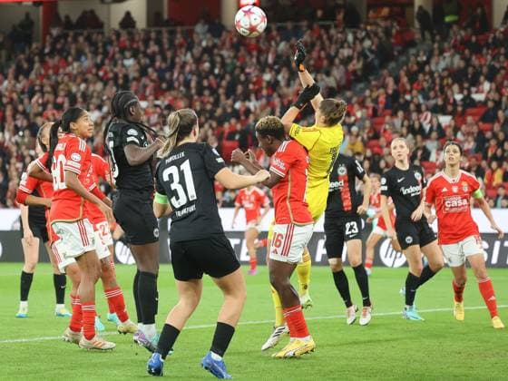Lena Pauels Benfica Lisbon 1 , Benfica Lisbon vs Eintracht Frankfurt, Season 2023 24, Football, UEFA Womens Champions League, Group A, Matchday 3, 13 12 2023, Benfica Lisbon vs Eintracht Frankfurt, Season 2023 24, Football, UEFA Womens Champions League, Group A, Group stage, Matchday 3, 13 12 2023, Lisbon Copyright: xJoergxNiebergall Eibner-Pressefox EP_JNL