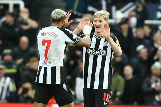 Newcastle United v AC Milan Champions League 13-12-2023. GOAL 1-0 Newcastle™s Joelinton (7) scores a goal 1-0 and celebrates, celebration during the Champions League match between Newcastle United and AC Milan at St. James s Park, Newcastle, England on 13 December 2023. Newcastle St. James s Park Tyne and Wear England Editorial use only , Copyright: xStephenxDobsonx PSI-18596-0051