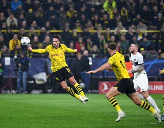 13 12 2023, Dortmund, Germany, Signal Iduna Park, Borussia Dortmund vs Paris Saint Germain UEFA Champions League 2023 2024 Group F, Mats Hummels Borussia Dortmund in action, on the ball, single action Photo Ralf Treese Dortmund Signal Iduna Park North Rhine Westphalia Germany 521_BVBPSG20231213_030 Treese-521