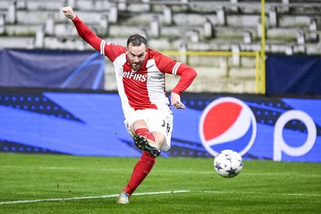 Antwerp s Vincent Janssen scores a goal from off-side position during a game between Belgian soccer team Royal Antwerp FC and Spanish club FC Barcelona, Barca in Antwerp, on Wednesday 13 December 2023, day six of the Champions League group stage, in group H. TOM GOYVAERTS TomxGoyvaerts  x82279346x