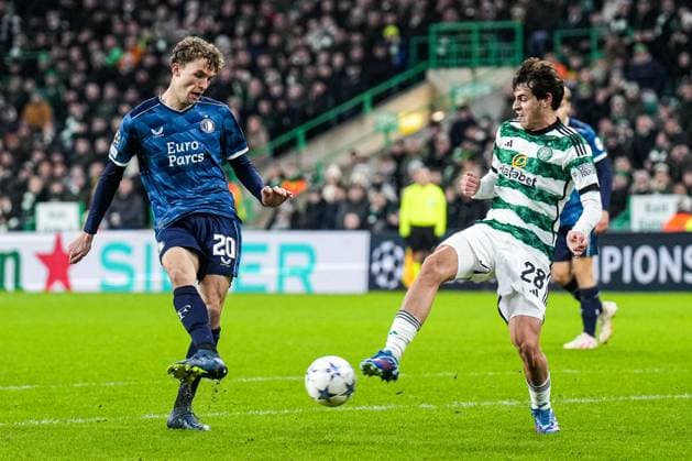 UEFA Champions League: Celtic v Feyenoord Glasgow - Mats Wieffer of Feyenoord, Paulo Bernardo of Celtic during the 6th leg of the UEFA Champions League group stage between Celtic v Feyenoord at Celtic Park on 13 December 2023 in Glasgow, Scotland. Copyright: xYannickxVerhoevenx