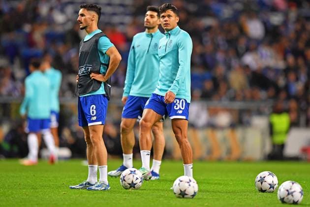 13th December 2023: EUFA Champions League football, FC Porto versus Shakhtar Donetsk: Stephen Eust& xe1;quio and Evanilson of Porto, pre-game warm up  ActionPlus12585493 DanielxCastro