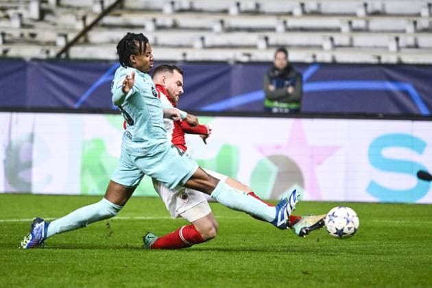 Antwerp s Vincent Janssen scores a goal during a game between Belgian soccer team Royal Antwerp FC and Spanish club FC Barcelona, Barca in Antwerp, on Wednesday 13 December 2023, day six of the Champions League group stage, in group H. TOM GOYVAERTS TomxGoyvaerts  x82279751x