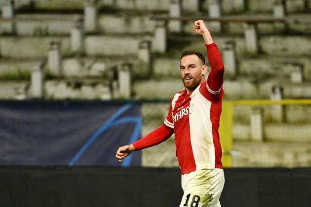 231213 R Antwerp FC vs FC Barcelona, Barca Vincent Janssen of Antwerp celebrates after scoring the 2-1 goal during a football game between Royal Antwerp FC and FC Barcelona on day 6 in Group H of the UEFA Champions League season 2023-2024 competition on December 13, 2023 in Antwerp, Belgium. (Photo by Maarten Straetemans Isosport) ANTWERP BELGIUM  Copyright: xx 424101