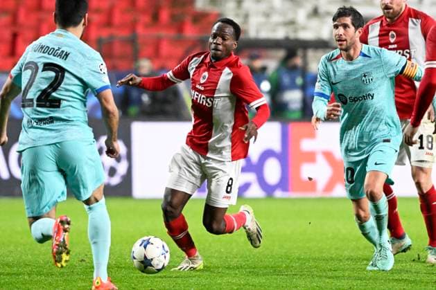 Royal Antwerp FC v FC Barcelona, Barca - UEFA Champions League DEURNE, BELGIUM - DECEMBER 13 : Abdullahi Alhassan Yusuf midfielder of Antwerp FC during the UEFA Champions League group H match between Royal Antwerp FC and FC Barcelona on December 13, 2023 in Deurne, Belgium, 13 12 2023 Deurne Belgium  Copyright: xVincentxKalutx