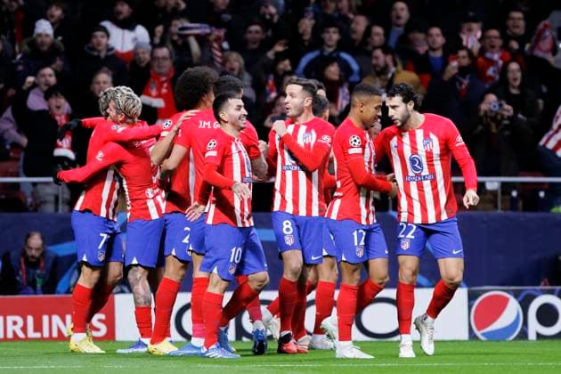 MADRID, SPAIN - DECEMBER 13:Several players of Atletico de Madrid Celebrates a goal during the UEFA CHAMPIONS LEAGUE 2023 24 match between Atletico de Madrid and Lazio at Civitas Metropolitano Stadium. ONLYxEDITORIALxUSAGE  (238321974)