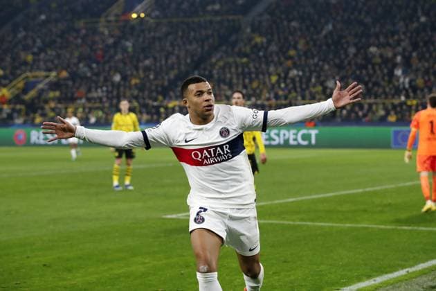 DORTMUND - Kylian Mbappe of Paris Saint-Germain celebrates the later disallowed 1-2 during the UEFA Champions League Group F match between Borussia Dortmund and Paris Saint-Germain at Signal Iduna Park on December 13, 2023 in Dortmund, Germany. ANP Hollandse Hoogte Bart Stoutjesdijk UEFA Champions League 2023 24 2023 2024 xVIxANPxSportx xBartxStoutjesdijkxIVx 486225270 originalFilename: 486225270.jpg