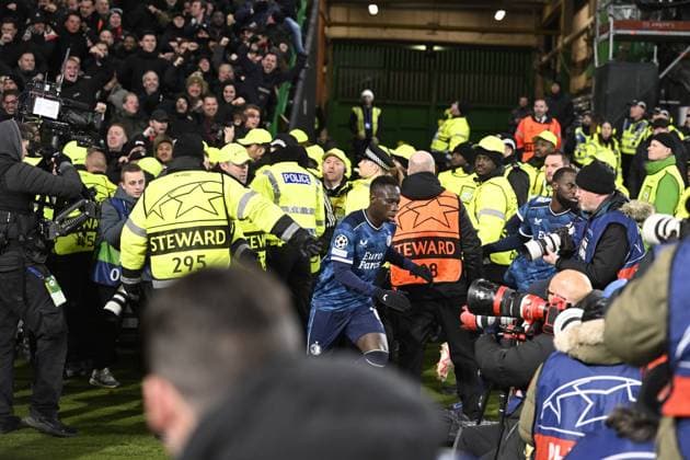 GLASGOW - Yankuba Minteh of Feyenoord celebrates the 1-1 during the UEFA Champions League Group E match between Celtic FC and Feyenoord at Celtic Park on December 13, 2023 in Glasgow, Scotland. ANP OLAF KRAAK Group E - UEFA Champions League 2023 2024 xVIxANPxSportx xxANPxIVx 486226182 originalFilename: 486226182.jpg