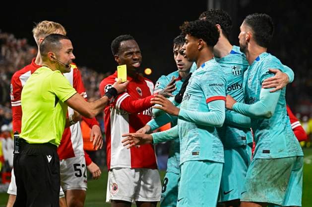 Royal Antwerp FC v FC Barcelona, Barca - UEFA Champions League DEURNE, BELGIUM - DECEMBER 13 : referee Guida Marco and Abdullahi Alhassan Yusuf midfielder of Antwerp FC pictured during the UEFA Champions League group H match between Royal Antwerp FC and FC Barcelona on December 13, 2023 in Deurne, Belgium, 13 12 2023 Deurne Belgium  Copyright: xPeterxDexVoechtx