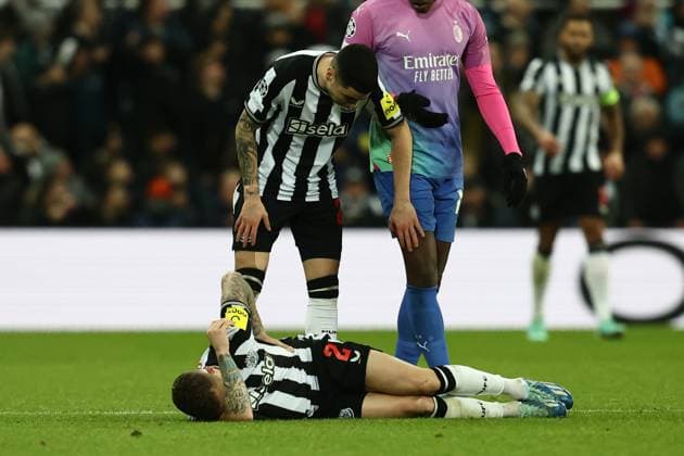 Newcastle United v AC Milan Champions League 13-12-2023. Newcastle™s Kieran Trippier (2) lies injured during the Champions League match between Newcastle United and AC Milan at St. James s Park, Newcastle, England on 13 December 2023. Newcastle St. James s Park Tyne and Wear England Editorial use only , Copyright: xStephenxDobsonx PSI-18596-0146