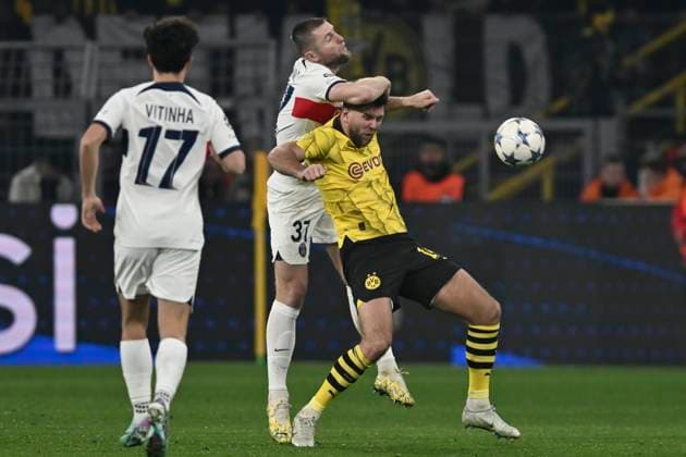 from left in duel Milan äkriniar 37, Paris Saint Germain Niclas Füllkrug Fuellkrug 14, Borussia Dortmund 13 12 2023 Football, Champions League, Borussia Dortmund vs Paris St Germain, Signal Iduna Park, Dortmund, NRW Germany Copyright: xpepphotox xHorstxMauelshagenx pep00321, pep_20231213_hm