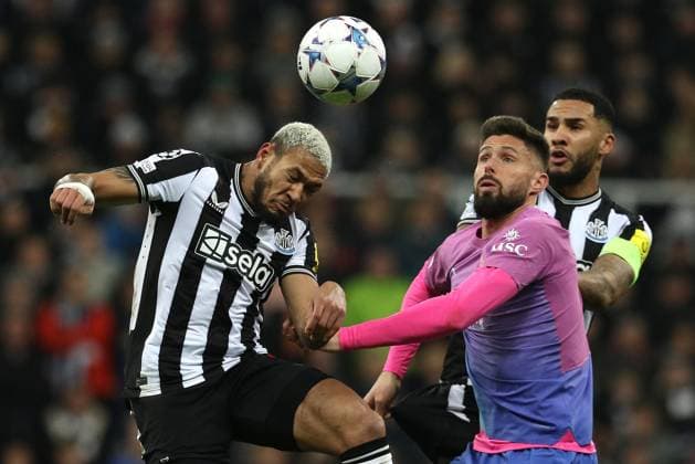 Newcastle United FC v AC Milan: Group F - UEFA Champions League 2023 24 Joelinton of Newcastle United and Olivier Giroud of AC Milan are going for the ball during the UEFA Champions League Group F match between Newcastle United and Associazione Calcio Milan at St. James s Park in Newcastle, on December 13, 2023. Newcastle Tyne and Wear United Kingdom  Copyright: xMIxNewsx originalFilename:fletcher-newcastl231213_npeuh.jpg