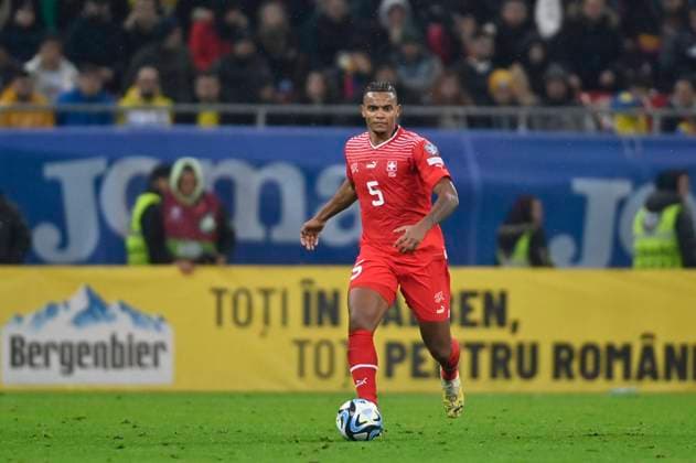 Romania V Switzerland - UEFA EURO, EM, Europameisterschaft,Fussball 2024 European Qualifiers Manuel Akanji of Switzerland in action during the UEFA EURO 2024 European Qualifiers match between Romania and Switzerland at Arena Nationala in Bucharest, Romania, on November 21, 2023. Bucharest Romania  Copyright: xAlexxNicodimx originalFilename:nicodim-romaniav231121_npZht.jpg