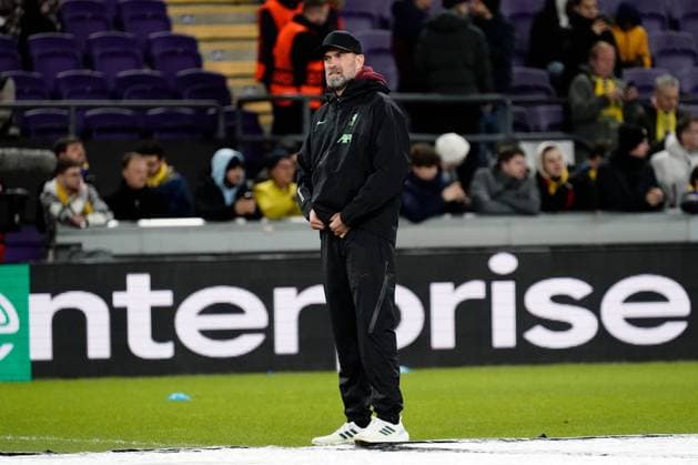 Liverpool coach Jurgen Klopp supervises the warm up Union Saint-Gilloise v Liverpool, UEFA Europa League, Group E, Football, Lotto Park, Brussels, Belgium - 14 Dec 2023 EDITORIAL USE ONLY No use with unauthorised audio, video, data, fixture lists, club league logos or live services. Online in-match use limited to 120 images, no video emulation. No use in betting, games or single club league player publications.  Copyright: xDavexWinter Shutterstockx 14254246o