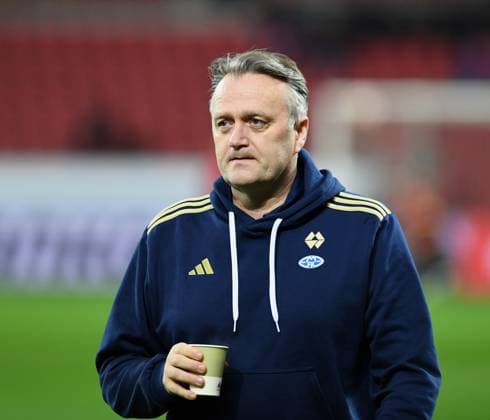 14 12 2023, Leverkusen, Germany, BayARENA, Bayer Leverkusen vs Molde FK UEFA Europa League 2023 2024 Group H, Coach Erling Moe Molde FK looks on Photo Ralf Treese Leverkusen BayARENA North Rhine Westphalia Germany 521_LEVMOL20231214_001 Treese-521