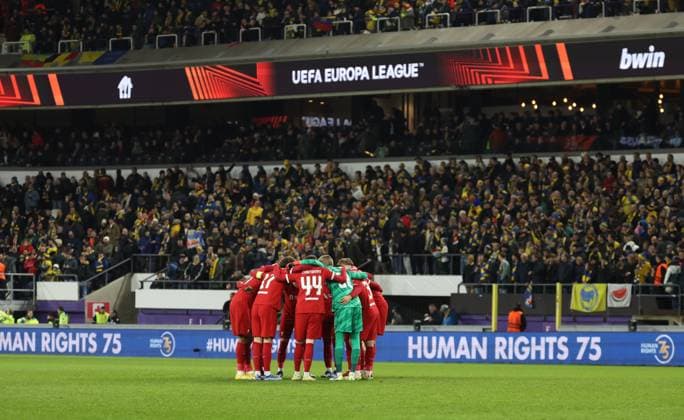 Liverpool s players pictured at the start of a game between Belgian soccer team Royale Union Saint Gilloise and English club Liverpool FC, on Thursday 14 December 2023 in Brussels, on the sixth and last day of the group phase of the UEFA Europa League competition, in group E. VIRGINIExLEFOUR  x82338373x