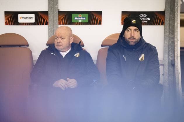 231214 Head coach Per Mathias Hogmo of Häcken of during the UEFA Europa League match between Qarabag and Häcken on December 14, 2023 in Baku Photo Carl Sandin BILDBYRAN code CS CS0469 football soccer football uefa europa league qarabag häcken bbeng  Copyright: CARLxSANDIN BB231214CS032