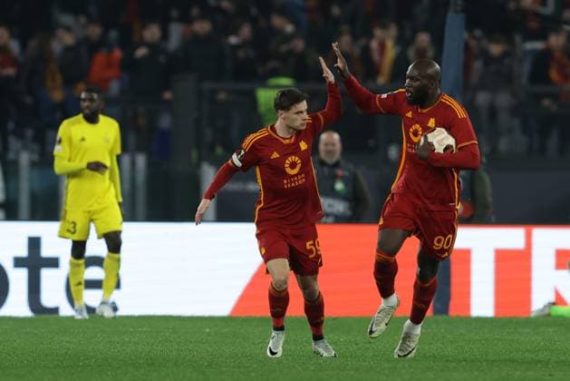 UEFA Europa League Group G AS Roma vs Sheriff Tiraspol Roma™s Belgian forward Romelu Lukaku celebrates after scoring a goal during UEFA Europa League Group G match between AS Roma vs Sheriff Tiraspol at Olimpico stadium on December 14, 2023 in Rome, Italy. ABPH8928 Copyright: xAntonioxBalascox