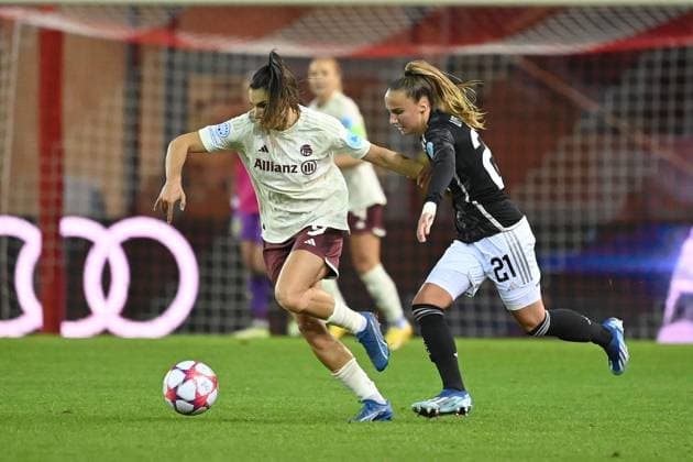 Jovana DAMNJANOVIC FCB , action,duel against Rosa Van GOOL Amsterdam football Champions League group stage, FC Bayern Muenchen Ajax Amsterdam on 14 12 2023, A L L I A N Z A R E N A