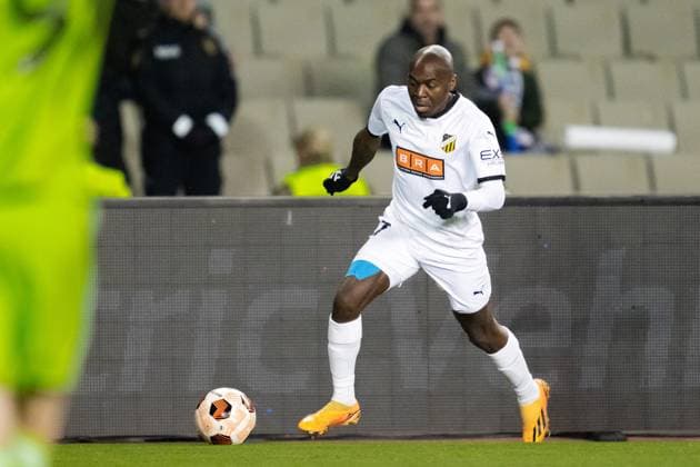 231214 Edward Chilufya of Häcken during the UEFA Europa League match between Qarabag and Häcken on December 14, 2023 in Baku Photo Carl Sandin BILDBYRAN code CS CS0469 fotboll football soccer football uefa europa league qarabag häcken bbeng  Copyright: CARLxSANDIN BB231214CS049