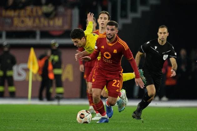 Houssem Aouar (AS Roma); during the UEFA Europa League 2023-2024 football match between AS Roma vs FC Sheriff Tiraspol Group G at the Olympic Stadium in Rome on 14 December 2023.  Copyright: xFabrizioxCorradetti IPAxSportx x xx IPA_42221106 IPA_Agency_IPA42221106
