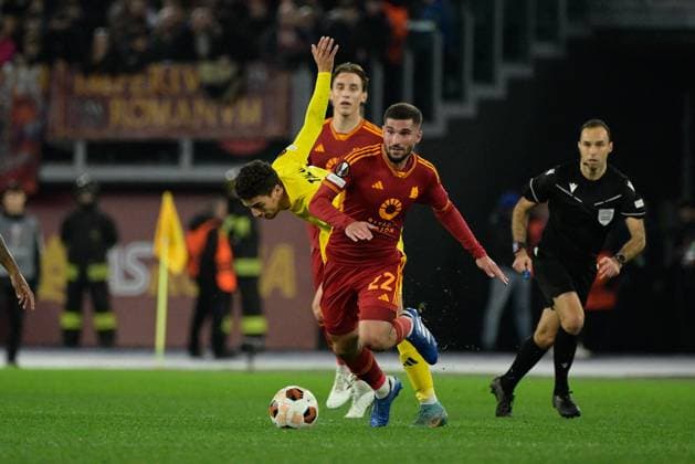 Football Europa League match - AS Roma vs FC Sheriff Tiraspol Houssem Aouar (AS Roma); during the UEFA Europa League 2023-2024 football match between AS Roma vs FC Sheriff Tiraspol Group G at the Olympic Stadium in Rome on 14 December 2023. Rome Italy  Copyright: xIPAxSport ABACAx