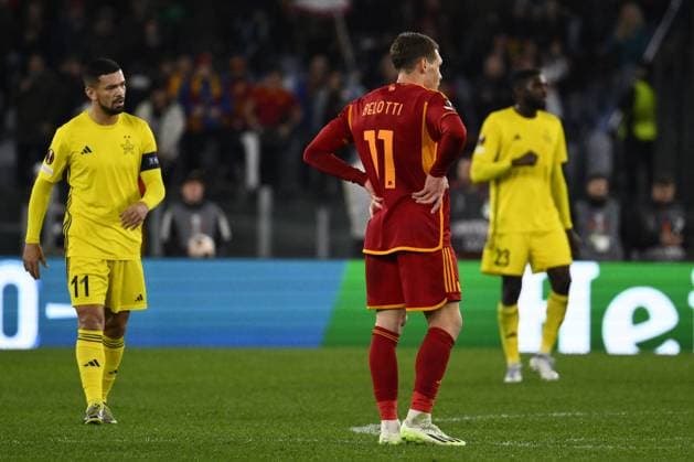 Football Europa League match - AS Roma vs FC Sheriff Tiraspol Andrea Belotti of A.S. Roma celebrates after scoring 2-0 during the UEFA Europa League Matchday 6, Group G, between A.S. Roma - F.C. Sheriff Tiraspol on 14 December 2023 at the Olympic Stadium in Rome, Italy. Rome Italy  Copyright: xIPAxSport ABACAx