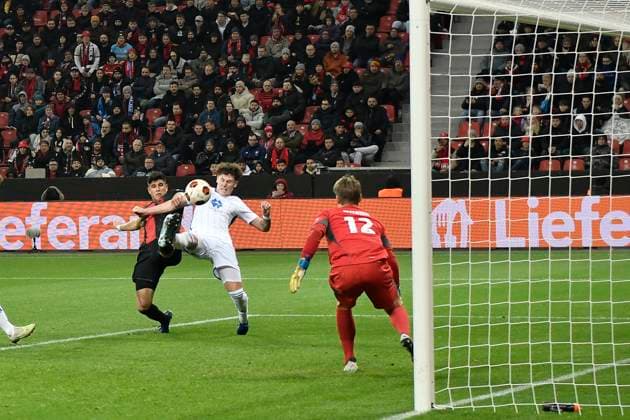 Penalty area scene Goal chance by Piero Hincapie 3, Bayer Leverkusen next to Mathias Lovik 31, Molde FK 14 12 2023 Soccer Europa League, Bayer 04 Leverkusen vs Molde FK, BayArena, Leverkusen, NRW Germany Copyright: xpepphotox xHorstxMauelshagenx pep00321, pep_20231214_hm