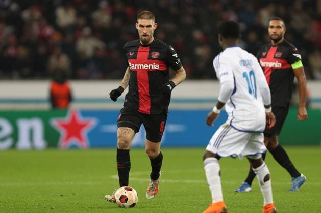 Germany, Leverkusen, 14 12 2023, BayArena, Bayer Leverkusen vs Molde FK UEFA Europa League 2023 2024 Group H, Robert Andrich Bayer 04 Leverkusen controls the ball Leverkusen BayArena North Rhine Westfalia Germany eu-images-678