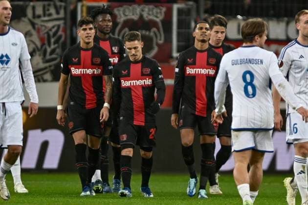 Adam Hlozek 23, Bayer Leverkusen celebrates with the team after scoring the 5-0 goal 14 12 2023 Soccer Europa League, Bayer 04 Leverkusen vs Molde FK, BayArena, Leverkusen, NRW Germany Copyright: xpepphotox xHorstxMauelshagenx pep00321, pep_20231214_hm