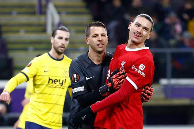 Union SG v Liverpool FC - UEFA Europa League BRUSSELS, BELGIUM - DECEMBER 14 : Moris Anthony goalkeeper of Union St-Gilloise with Nunez Darwin forward of Liverpool pictured during the UEFA Europa League Group E match between Union SG and Liverpool at the Anderlecht stadium on December 14, 2023 in Brussels, Belgium, 14 12 2023 Brussels Belgium  Copyright: xJanxDexMeuleneirx